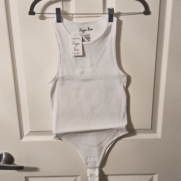 Hippie Rose Junior Mineral-Washed Ribbed Seamless Bodysuit White - Picture 1 of 5